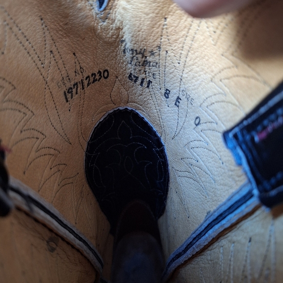 Tony Lama Mens Black Western Cowboy Boots Pointed Toe  Size 8 E - Picture 7 of 10